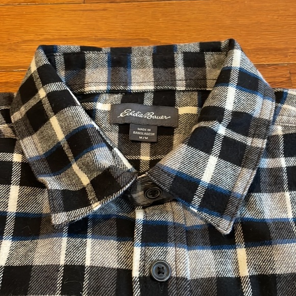 NEW Mens Eddie Bauer Black/Grey/White/Navy Flannel Button Down - Picture 2 of 3